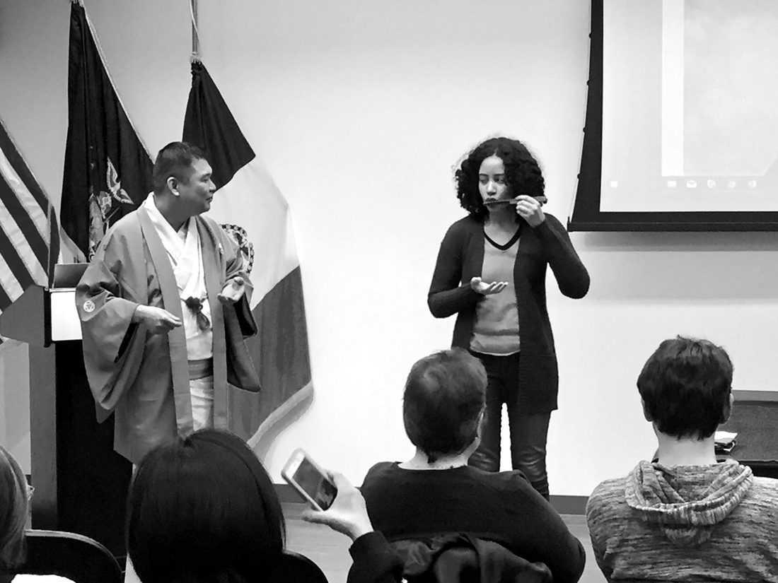 大学での講演